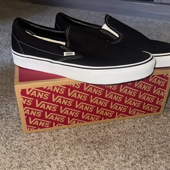 Vans Men's Black and White Slip-On Loafers - Picture 2 of 8